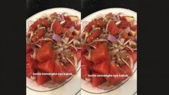 Viral Menu Tumis Semangka di Medsos, Tertarik Coba? Viral Menu Tumis Semangka di Medsos, Tertarik Coba?