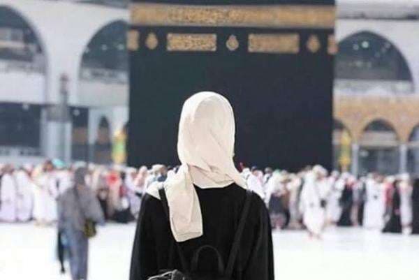 Ternyata di Makkah Ada Aturan Bahwa Perempuan Dilarang Keluar Rumah Sendirian, Ini Alasannya Ternyata di Makkah Ada Aturan Bahwa Perempuan Dilarang Keluar Rumah Sendirian, Ini Alasannya