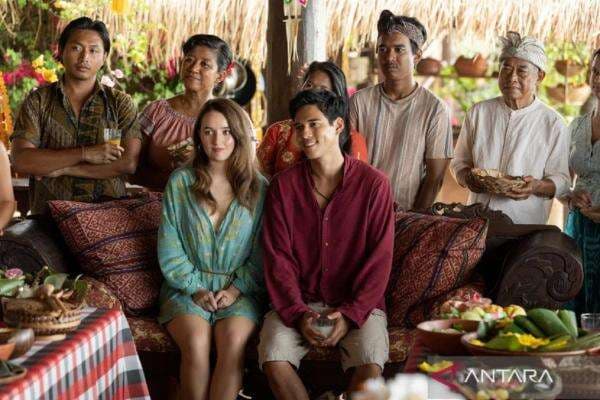 Efek Film Hollywood Ini, Maxime Bouttier Fasih Bahasa Bali Efek Film Hollywood Ini, Maxime Bouttier Fasih Bahasa Bali