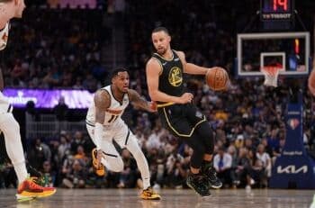 Ini Fungsi dan Tujuan Dribbling Bola Tinggi dalam Basket Ini Fungsi dan Tujuan Dribbling Bola Tinggi dalam Basket