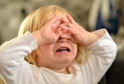 4 Tips Hadapi Anak saat Tantrum, Mom Wajib Tahu 4 Tips Hadapi Anak saat Tantrum, Mom Wajib Tahu