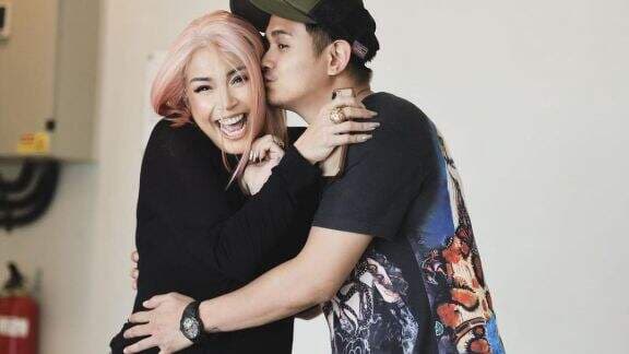 Ogah Dicap Jadi Penanggung Biaya Hidup Suami, Jennifer Jill Ungkap Jatah Nafkah dari Ajun Perwira: Pokoknya Harus Ada! Ogah Dicap Jadi Penanggung Biaya Hidup Suami, Jennifer Jill Ungkap Jatah Nafkah dari Ajun Perwira: Pokoknya Harus Ada!