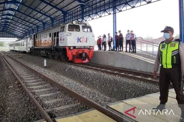 Jadwal dan Harga Tiket Kereta Api Harina Bandung - Semarang