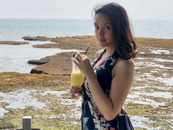 Amanda Zahra Mendadak Bahas Cerai, Sakit Hati Suami Diduga Selingkuh sama Arawinda Kirana? Amanda Zahra Mendadak Bahas Cerai, Sakit Hati Suami Diduga Selingkuh sama Arawinda Kirana?