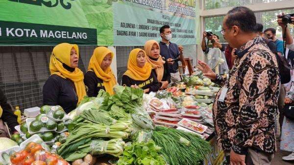 Omzet Naik, Plaza Tani Wadah Pasarkan Produk Omzet Naik, Plaza Tani Wadah Pasarkan Produk