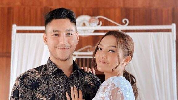 Lagi Asik Bongkar Durasi Bercinta, Suami Siti Badriah Keceplosan Sebut Udah `Test Drive` Sebelum Nikah, Netter: Fix Hyper! Lagi Asik Bongkar Durasi Bercinta, Suami Siti Badriah Keceplosan Sebut Udah `Test Drive` Sebelum Nikah, Netter: Fix Hyper!