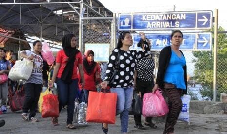 Puluhan WNI Dideportasi Mandiri dari Malaysia