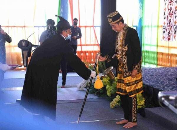 Presiden Punya Nama Baru setelah Dianugerahi Gelar Adat Kesultanan Buton, La Ode Joko Widodo!