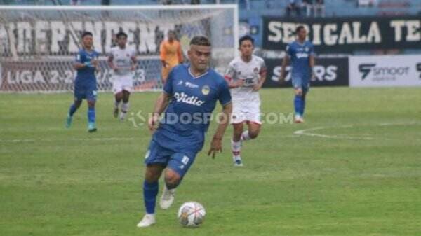 Liga 2: Gol Kontroversial Cristian Gonzales Bikin Zulham Zamrun Jadi ‘Pesakitan’