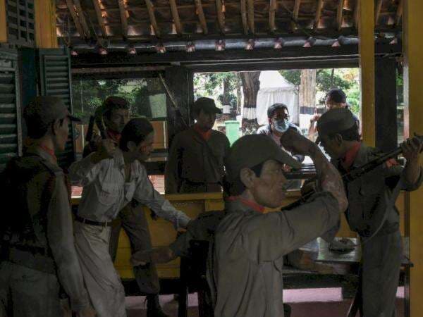 30 Kata Mutiara Ucapan G30S/PKI Peringatan Mengenang Pahlawan Revolusi 30 Kata Mutiara Ucapan G30S/PKI Peringatan Mengenang Pahlawan Revolusi