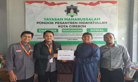 Laznas BMH Bantu Pembebasan Lahan Pesantren di Cirebon
