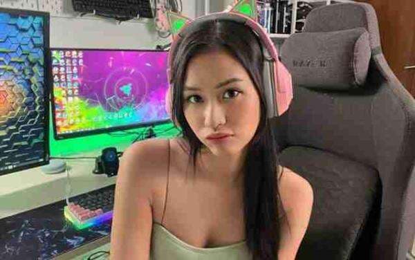 Gamer Inayma Benarkan, Mantan Kekasih yang Mau Ajak M*ti Bareng adalah Chandra Liow Gamer Inayma Benarkan, Mantan Kekasih yang Mau Ajak M*ti Bareng adalah Chandra Liow