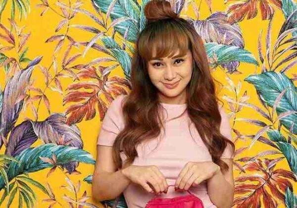Buset, Denise Chariesta Pernah ML 11 Ronde sama Suami Artis: Nggak Pake Istirahat Buset, Denise Chariesta Pernah ML 11 Ronde sama Suami Artis: Nggak Pake Istirahat