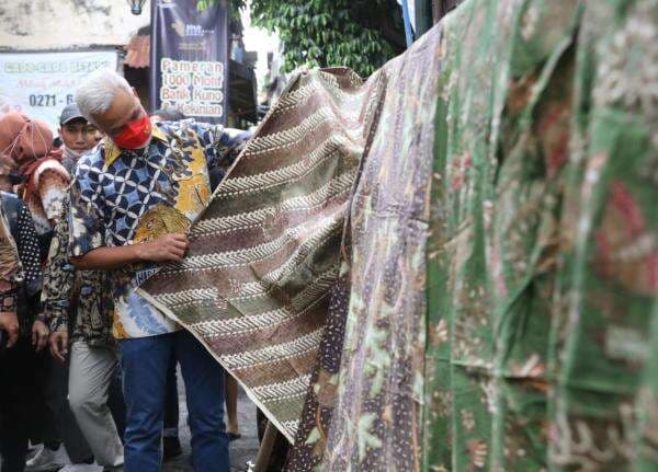 Ganjar Sebut Kampung Wisata Batik Kauman Solo Perlu Dikembangkan, Ini Alasannya Ganjar Sebut Kampung Wisata Batik Kauman Solo Perlu Dikembangkan, Ini Alasannya