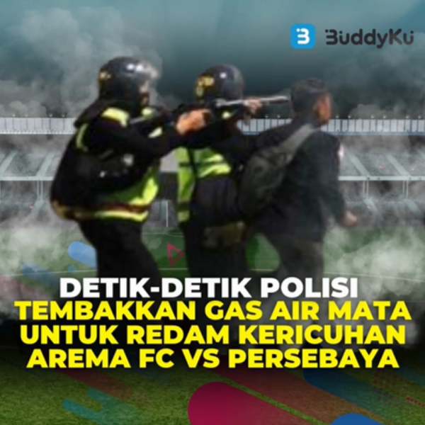 Detik-detik Polisi Tembakkan Gas Air Mata Untuk Redam Kericuhan Arema FC vs Persebaya