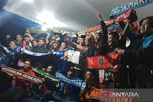 Berkumpul di Yogyakarta, Ribuan Suporter Sepak Bola Sepakat Damai