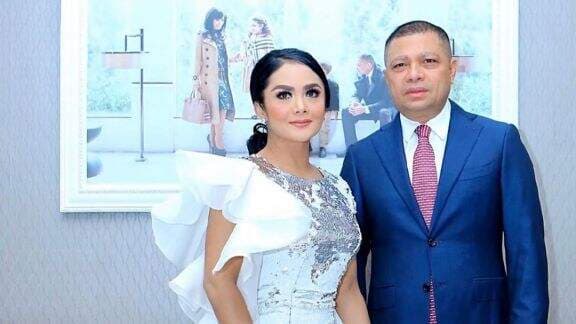 Kini Hidup Bergelimang Harta Bersama Krisdayanti, Dulu Raul Lemos Rela Panas-panasan Keliling Jualan Ini di Pasar, Mantan Istri `Buka Kartu` Kini Hidup Bergelimang Harta Bersama Krisdayanti, Dulu Raul Lemos Rela Panas-panasan Keliling Jualan Ini di Pasar, Mantan Istri `Buka Kartu`