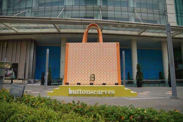 Buttonscarves Luncurkan Monogram Baru Buttonscarves Luncurkan Monogram Baru