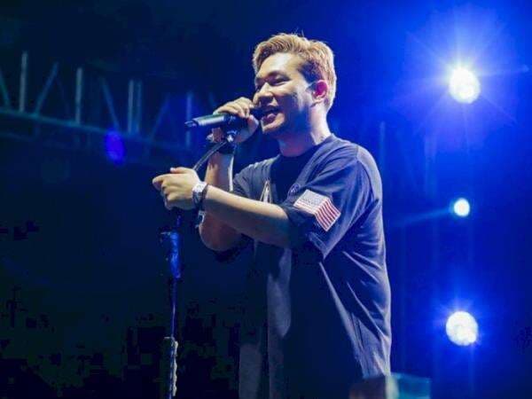 Armada Jelaskan Makna Lagu 'Asal Kau Bahagia', Ternyata Bukan Galau Tapi untuk Move On Armada Jelaskan Makna Lagu 'Asal Kau Bahagia', Ternyata Bukan Galau Tapi untuk Move On