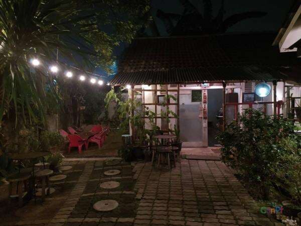 Raku Space, Rekomendasi Kafe Bernuansa Tropical di Pamulang Raku Space, Rekomendasi Kafe Bernuansa Tropical di Pamulang