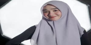 Fakta dan Profil Fida AP, Penyanyi Cantik asal Jawa Timur Lagi Trending di YouTube Fakta dan Profil Fida AP, Penyanyi Cantik asal Jawa Timur Lagi Trending di YouTube