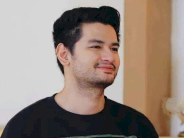 Kevin Hillers Mangkir di Sidang Perdana Gugatan Wanprestasi dr. Siska Hari Ini Kevin Hillers Mangkir di Sidang Perdana Gugatan Wanprestasi dr. Siska Hari Ini