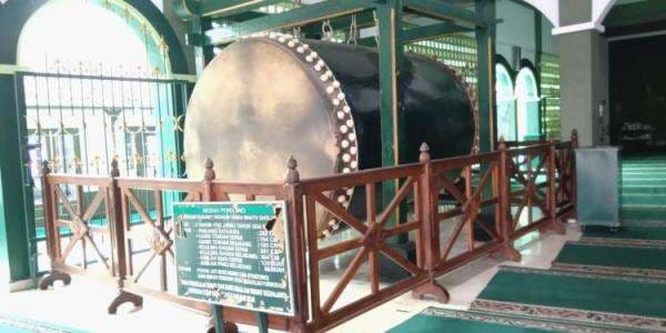 Asal usul Bedug Pendowo, bedug terbesar di dunia berusia ratusan tahun Asal usul Bedug Pendowo, bedug terbesar di dunia berusia ratusan tahun