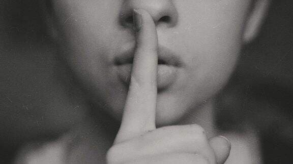 3 Hal Pribadi yang Gak Boleh Diceritakan pada Orang Lain, Jangan sampai Ada yang Tahu! 3 Hal Pribadi yang Gak Boleh Diceritakan pada Orang Lain, Jangan sampai Ada yang Tahu!