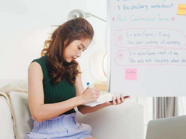 7 Aplikasi Belajar Bahasa Inggris untuk Android dan iOS, Mudah Digunakan! 7 Aplikasi Belajar Bahasa Inggris untuk Android dan iOS, Mudah Digunakan!