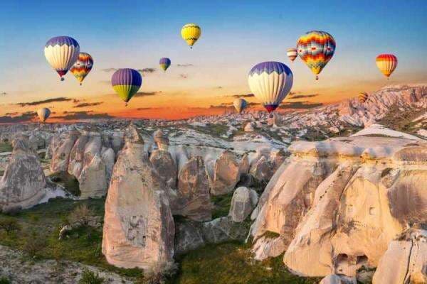 2 Turis Spanyol Tewas dalam Kecelakaan Balon Udara di Cappadocia Turki 2 Turis Spanyol Tewas dalam Kecelakaan Balon Udara di Cappadocia Turki