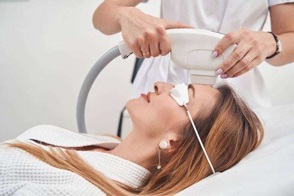 3 Klinik Kecantikan Terbaik di Semarang, Masalah Kulit Cepat Tuntas 3 Klinik Kecantikan Terbaik di Semarang, Masalah Kulit Cepat Tuntas