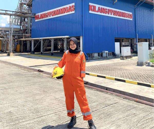 Baiq Maulida Azzahra, Gadis Asal Lotim yang Meraih Juara 1 PI Fair 2022 Baiq Maulida Azzahra, Gadis Asal Lotim yang Meraih Juara 1 PI Fair 2022