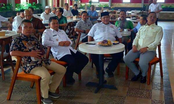 Rumah Makan Taman Jaya Ujung Kulon Cilegon Kembangkan Sayap ke JLS Rumah Makan Taman Jaya Ujung Kulon Cilegon Kembangkan Sayap ke JLS