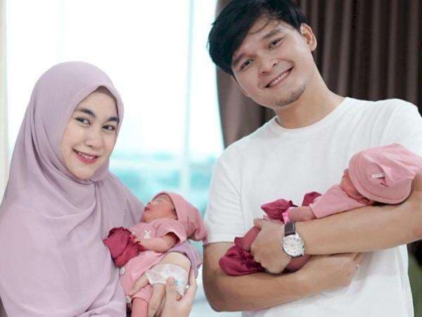 Potret Cantik Anisa Rahma Eks Chibi-chibi Kini Sudah Gendong Anak Kembar Potret Cantik Anisa Rahma Eks Chibi-chibi Kini Sudah Gendong Anak Kembar