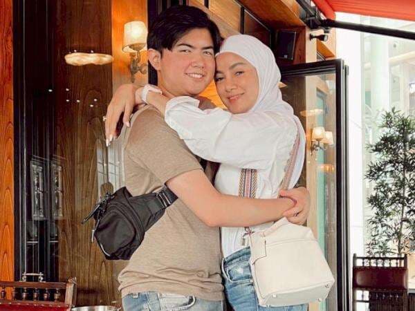Sean Go Public Pacaran sama Loly Anak Nikita Mirzani, Olla Ramlan: Hanya Berdoa Sean Go Public Pacaran sama Loly Anak Nikita Mirzani, Olla Ramlan: Hanya Berdoa