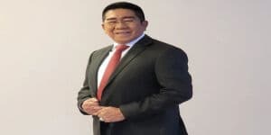 Biodata dan Profil Henry Yosodiningrat: Umur, Agama dan Karier, Pengacara Kondang Ayah Sangun Ragahdo Biodata dan Profil Henry Yosodiningrat: Umur, Agama dan Karier, Pengacara Kondang Ayah Sangun Ragahdo