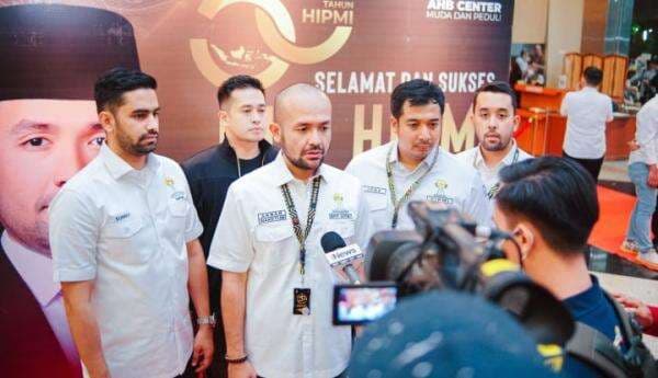 Debat Kandidat Caketum BPP HIPMI, Ini Kata Ade Jona Prasetyo Debat Kandidat Caketum BPP HIPMI, Ini Kata Ade Jona Prasetyo