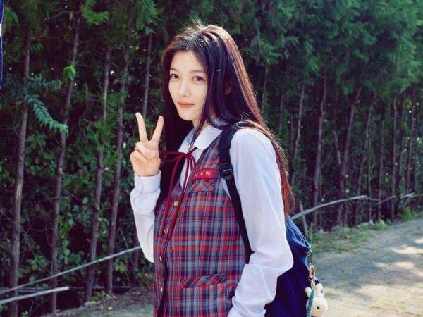 Mengenal Kim Yoo-jung, Pemeran Film Korea '20th Century Girl' yang Sukses Bikin Penonton Baper Mengenal Kim Yoo-jung, Pemeran Film Korea '20th Century Girl' yang Sukses Bikin Penonton Baper