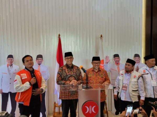 Kata Anies, Waton dalam Bahasa Jawa itu Artinya Sesuai dengan Tatanan Kata Anies, Waton dalam Bahasa Jawa itu Artinya Sesuai dengan Tatanan