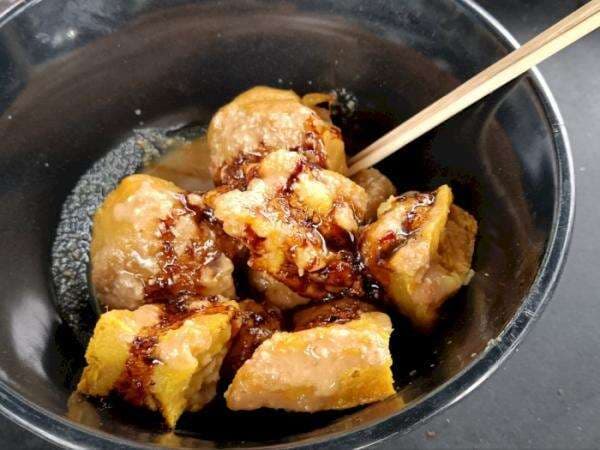 Bikin Ngiler! Beda dari yang Lain, Pentol Gresik Ini Pakai Kuah Mirip Soto Super Gurih! Bikin Ngiler! Beda dari yang Lain, Pentol Gresik Ini Pakai Kuah Mirip Soto Super Gurih!