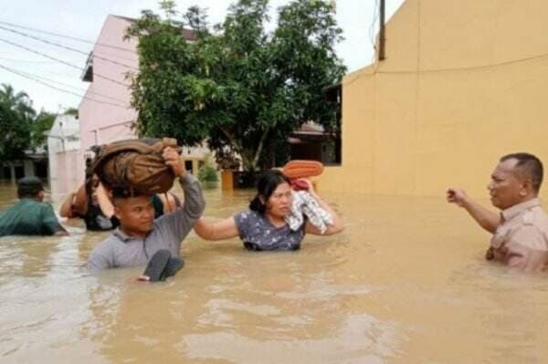 Ribuan Rumah di Labuhanbatu Utara Terendam Banjir