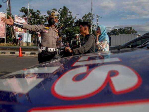 Tilang Manual Dihapus, Pelanggaran Jenis Ini Justru Meningkat di Jakarta Tilang Manual Dihapus, Pelanggaran Jenis Ini Justru Meningkat di Jakarta