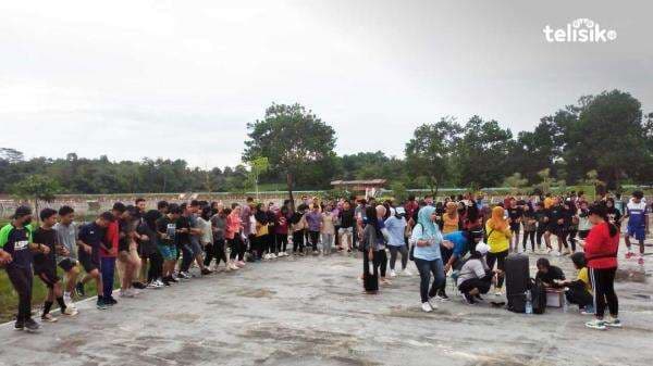Tak Hanya Joging, Ada Tari Lulo di Kolam Retensi Boulevard Kendari Tak Hanya Joging, Ada Tari Lulo di Kolam Retensi Boulevard Kendari
