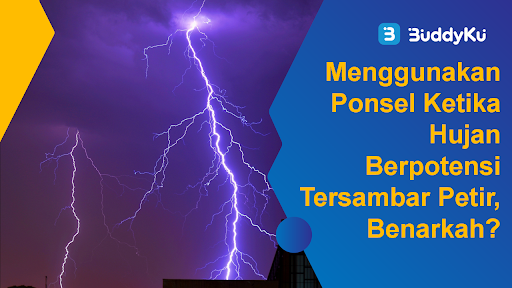 Bermain Handphone saat Hujan Berpotensi Tersambar Petir? Cek Faktanya! Bermain Handphone saat Hujan Berpotensi Tersambar Petir? Cek Faktanya!