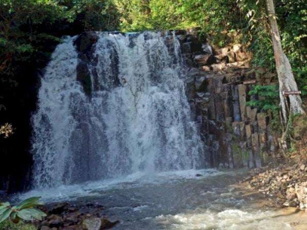 Air Terjun Bakoman, Surga Alam di Lampung yang Masuknya Cuma Bayar Rp10 Ribu Air Terjun Bakoman, Surga Alam di Lampung yang Masuknya Cuma Bayar Rp10 Ribu