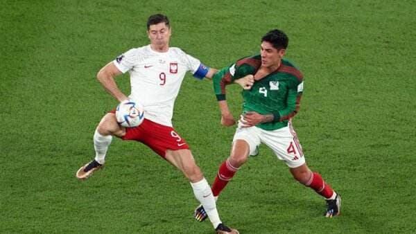 Piala Dunia 2022: AC Milan `Grebek` 2 Bintang Incarannya di Laga Meksiko vs Polandia