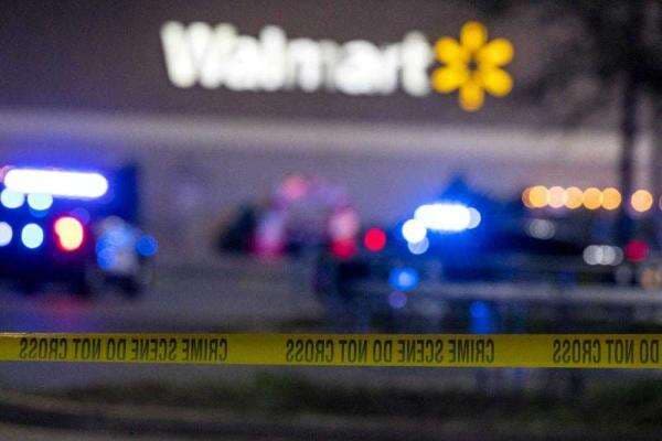 Amerika Kembali Diguncang Insiden Penembakan di Walmart Amerika Kembali Diguncang Insiden Penembakan di Walmart