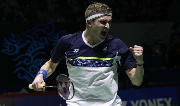 Viktor Axelsen Serius Tatap BWF World Tour Finals, Netizen: Lainnya Ngincer Runner-up! Viktor Axelsen Serius Tatap BWF World Tour Finals, Netizen: Lainnya Ngincer Runner-up!