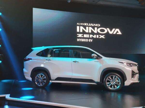 Video All New Toyota Kijang Innova Zenix EV, Generasi Serba-Baru dan Berlimpah Fitur Video All New Toyota Kijang Innova Zenix EV, Generasi Serba-Baru dan Berlimpah Fitur