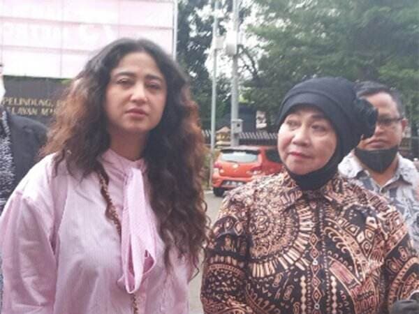 Bertemu Netizen yang Hina Putrinya, Ibu Dewi Perssik: Fitnah Lebih Kejam Daripada Pembunuhan